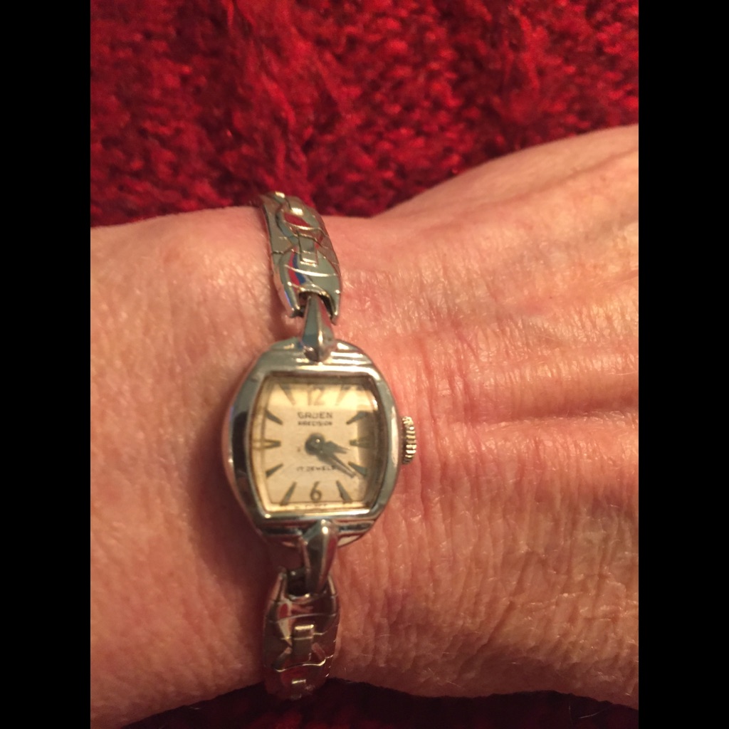 Vintage Gruen Precision 17 Jewels Ladies Watch
